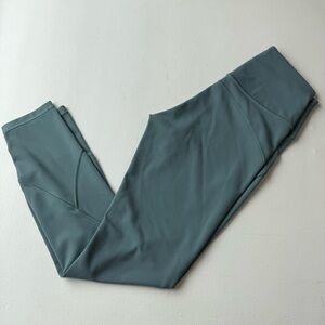 Lululemon In Movement 7/8 Tight *Everlux 25" - Size 6